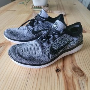 PRICE DROP! Brand NEW Nike Free Run Flyknit